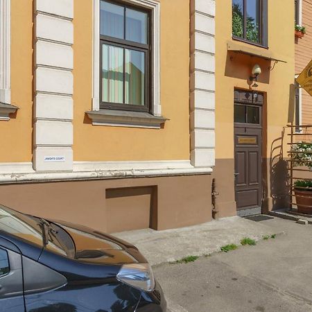 Hotel Knights Court Riga Exterior foto
